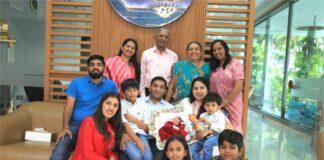Diamond King Dholakia family rolled The pink bus across the city-2
