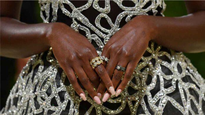 A Closer Look At De Beers’s Black Is Brilliant Initiative A Closer Look At De Beers’s Black Is Brilliant Initiative