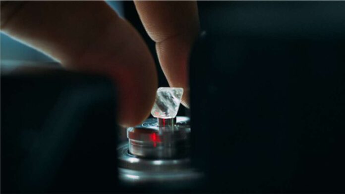 A rough diamond under analysis at the premises of sightholder KGK in Botswana A rough diamond under analysis at the premises of sightholder KGK in Botswana