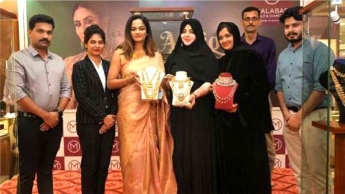 Malabar Gold & Diamonds launching the Antique Jewellery Show-8 Malabar Gold & Diamonds launching the Antique Jewellery Show-8