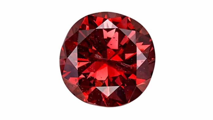 Rare orange-red diamond spotted at heritage auction
