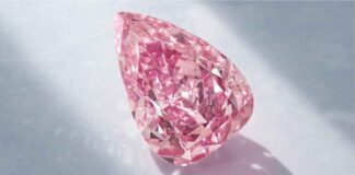 Christie's presents 18-carat 'The Fortune Pink' diamond likely to sell for $35 million at auction-1