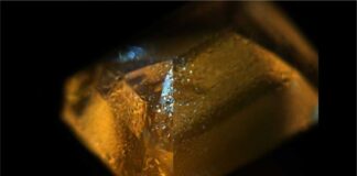 Rare Phosphorescence Seen In CVD Lab-Grown Diamond-GSI