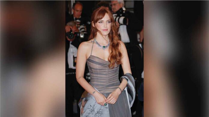 Celebrities dazzle with gemstone rings on the red carpet Celebrities dazzle with gemstone rings on the red carpet