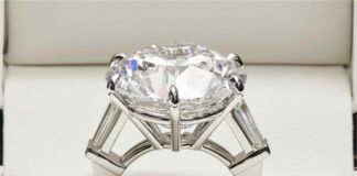 Online diamond engagement ring sales fetch record $2.5 million