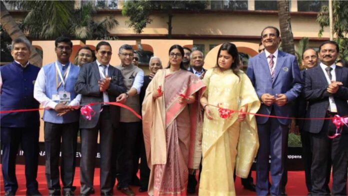Eco-friendly IIJS Signature 2023 paves way for carbon-neutral show-1 Eco-friendly IIJS Signature 2023 paves way for carbon-neutral show-1