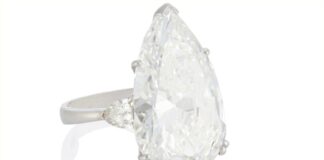 25.80-carat diamond ring fetched $979K at John Moran auction-1