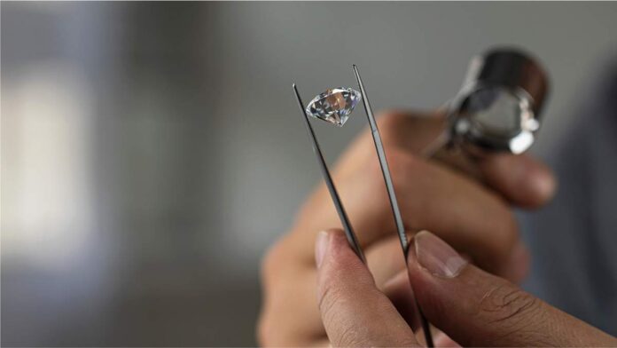 Global diamond trade slowed in March amid economic uncertainty in the US-1