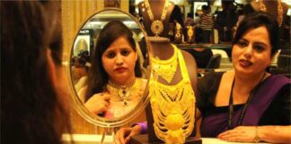 Jewellers are happy as the jewellery trade is good as expected by Akhatrij