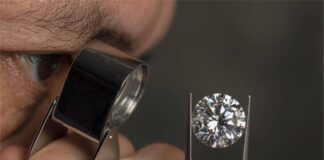Flawed diamonds is showing a complex recession