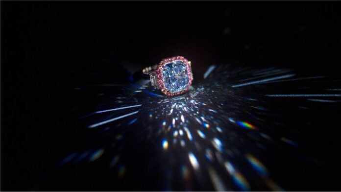 11.28-carat blue diamond ring sells for less than expected at Sotheby's auction