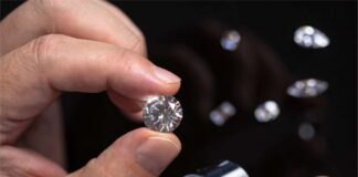 Retail sales were sluggish in September, with the diamond industry globally affected by falling prices