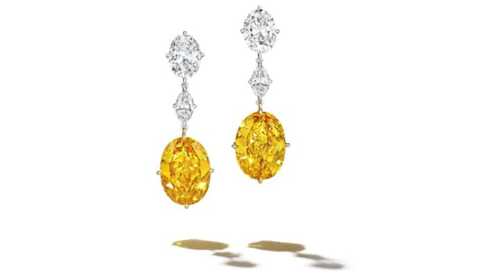 $12 million yellow diamond earring hit the Christie's auction block-1