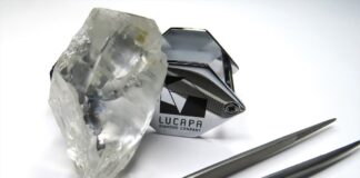 Lucapa Diamond Company received a 235 carat rough diamond from the Lulo mine