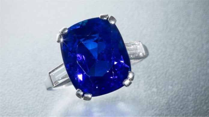 Sapphire ring can sell for $500,000 at Hindman's auction