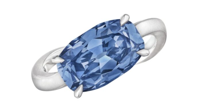 Blue diamond ring sold for $5.5 million at Christies New York sale-1