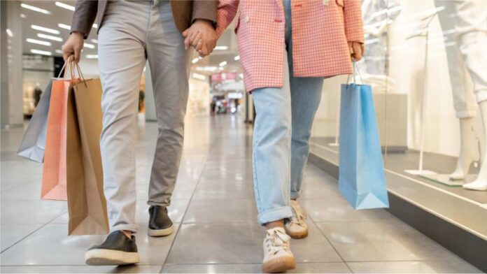 The retail market in the US improved as the holiday season approached The retail market in the US improved as the holiday season approached