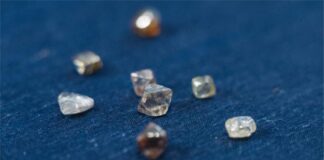 De Beers diamond production declined by an average of 3 percent