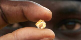 De Beers to reassess Angolas diamond deposits