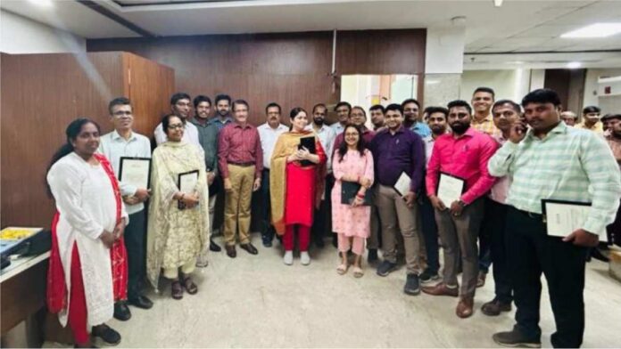 40 newly appointed customs officers trained by GJEPC 40 newly appointed customs officers trained by GJEPC