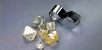 De Beers rough diamond sales rose 15 percent signalling boom in the diamond industry