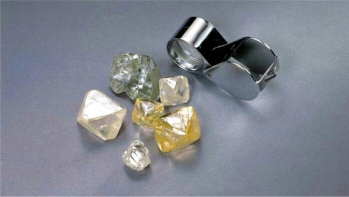 De Beers rough diamond sales rose 15 percent signalling boom in the diamond industry