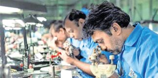 Nita Exports of Katargam laid off 35 Diamond Artisan