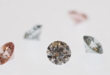 De Beers Lightbox lowers lab grown diamond prices