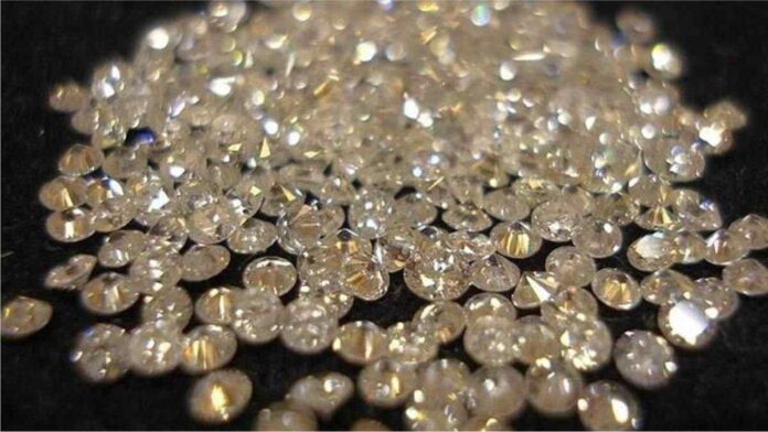 Thief Diamond manager arrested from Trushna Exim in Katargam Thief Diamond manager arrested from Trushna Exim in Katargam