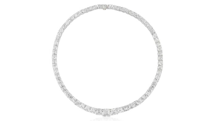 Diamonds Offered without reserve at Christies auction smashed their upper estimates-1