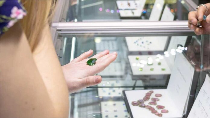Mixed response from exhibitors and buyers at AGTA GemFair Mixed response from exhibitors and buyers at AGTA GemFair