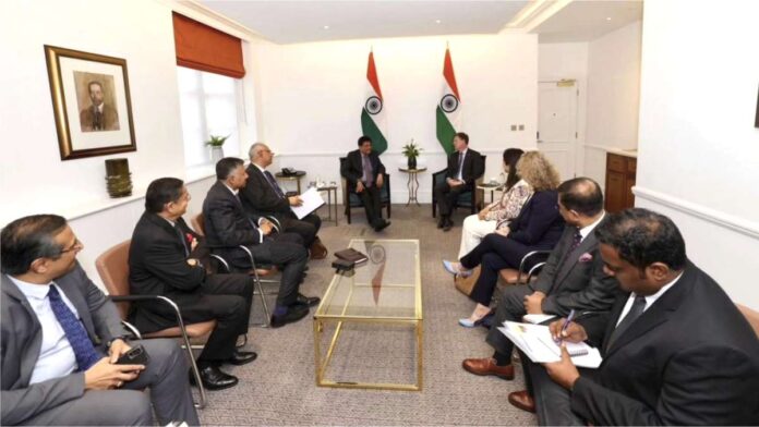 Gjepc joins strategic talks with de beers and commerce minister piyush goyal-1 Gjepc joins strategic talks with de beers and commerce minister piyush goyal-1