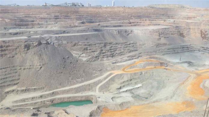 Debswana seeks global funding for 6 billion Jwaneng underground expansion Debswana seeks global funding for 6 billion Jwaneng underground expansion