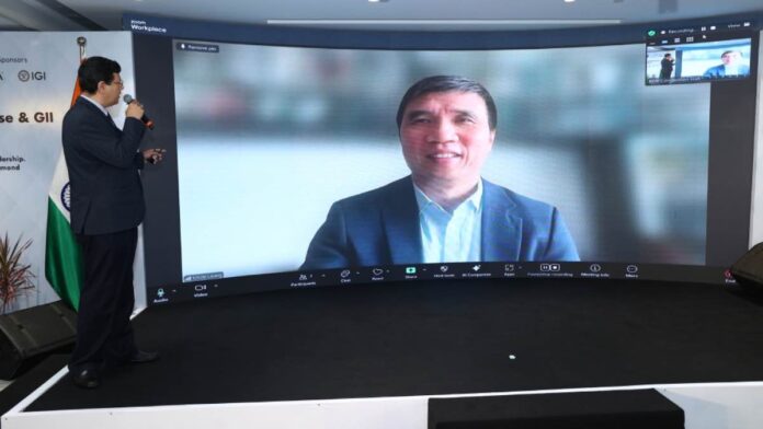 Hope for Recovery in China’s Diamond Jewelry Market - Liang Weizhang