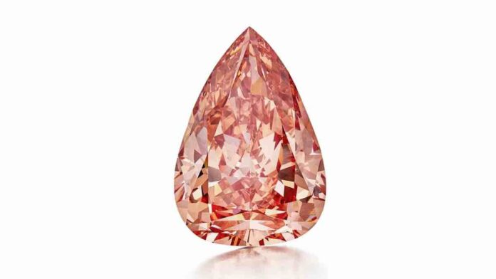 Desert Rose Diamond Expected to Sell for $7 Million at Sotheby’s Abu Dhabi Auction Desert Rose Diamond Expected to Sell for $7 Million at Sotheby’s Abu Dhabi Auction