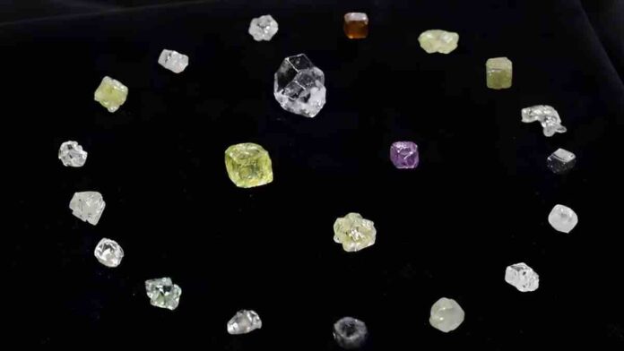 250 Extremely Rare Diamonds Added to Yakutia’s Treasure Collection 250 Extremely Rare Diamonds Added to Yakutia’s Treasure Collection