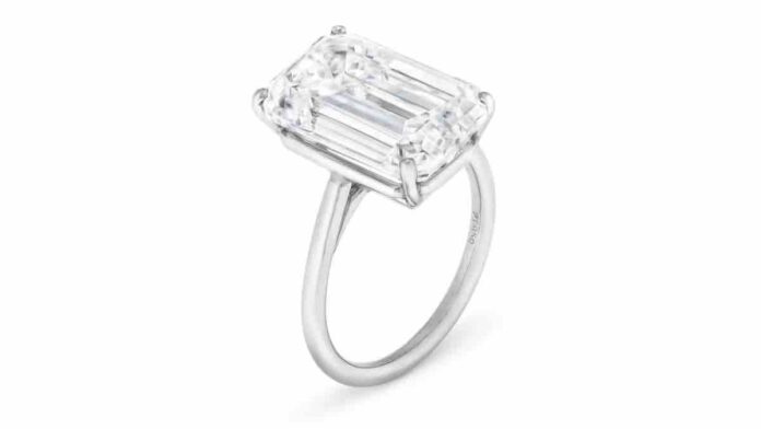 Tiffany Magic at Christie’s Auction - Rare 10-Carat Diamond Ring Expected to Sell for ₹5.8 Crore Tiffany Magic at Christie’s Auction - Rare 10-Carat Diamond Ring Expected to Sell for ₹5.8 Crore