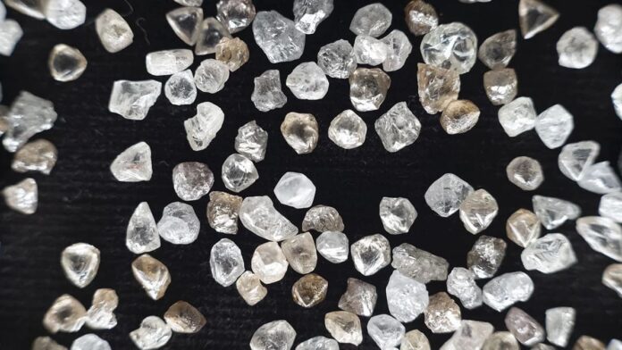 Botswana Prepares Mega Deal with Middle Eastern Nations to Take Control of De Beers Botswana Prepares Mega Deal with Middle Eastern Nations to Take Control of De Beers