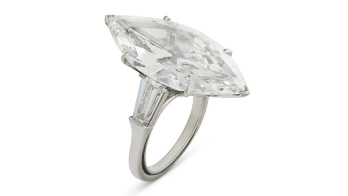 Harry Winston’s 10-Carat Diamond Ring to Be the Star Attraction at Christie’s Auction Harry Winston’s 10-Carat Diamond Ring to Be the Star Attraction at Christie’s Auction