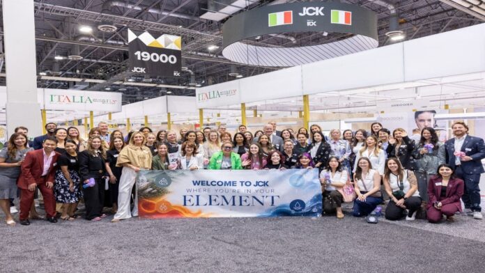JCK Las Vegas 2026 - Global Jewelry Industry’s Biggest Gathering Highlights India’s Growing Influence Amid Record Gold Prices JCK Las Vegas 2026 - Global Jewelry Industry’s Biggest Gathering Highlights India’s Growing Influence Amid Record Gold Prices