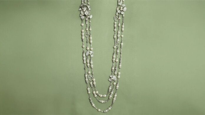 Bonhams London Auction - David Morris Pearl and Diamond Necklace Sells for Record Price Bonhams London Auction - David Morris Pearl and Diamond Necklace Sells for Record Price